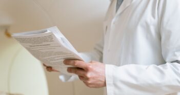 hande-arzt-doktor-gesundheit-7089044